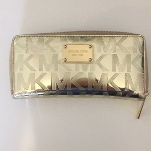Michael Kors Gold Wallet